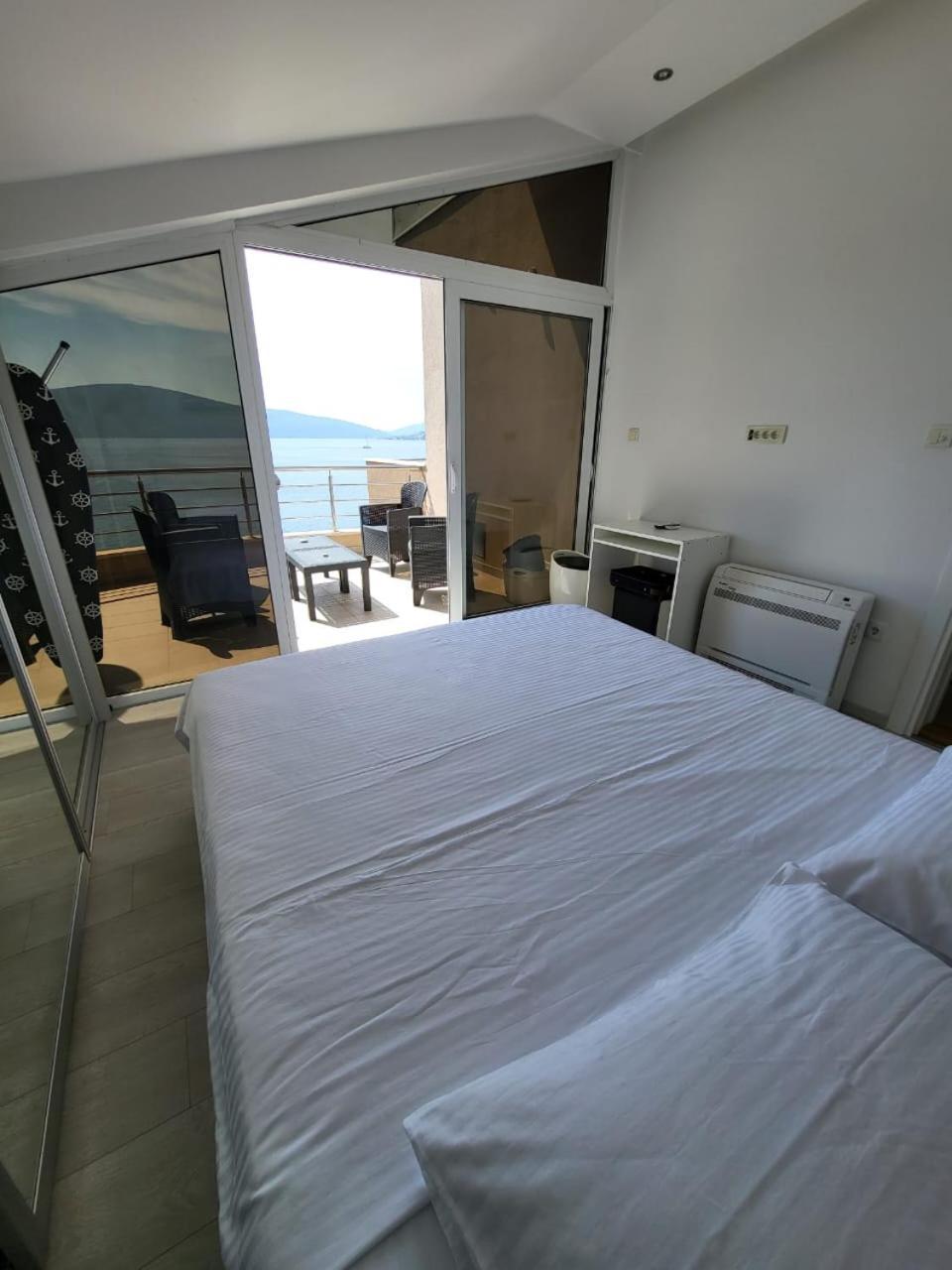 Matkovic Residence Tivat Eksteriør bilde